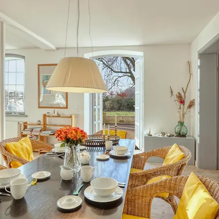 2 Bedroom Amazing In Appartamento *