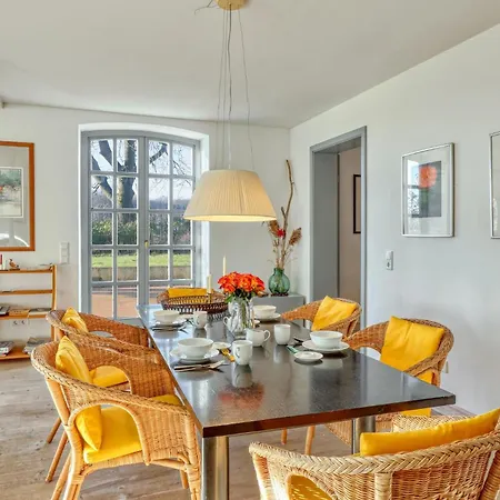 2 Bedroom Amazing In *