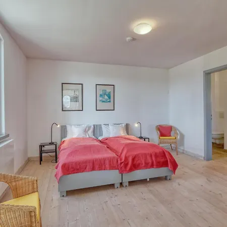 2 Bedroom Amazing In Westerholz
