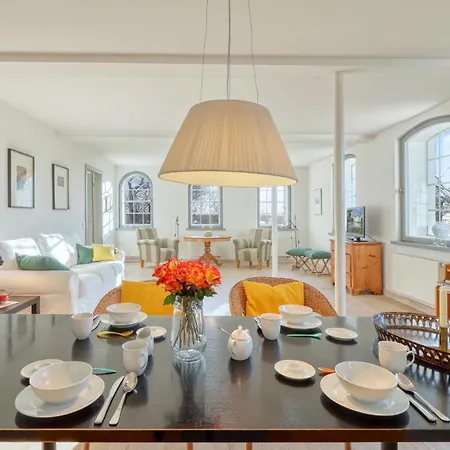 Appartamento 2 Bedroom Amazing In *