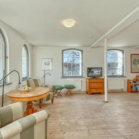 2 Bedroom Amazing In Appartamento Westerholz