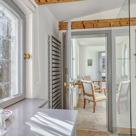 Appartamento 2 Bedroom Amazing In *